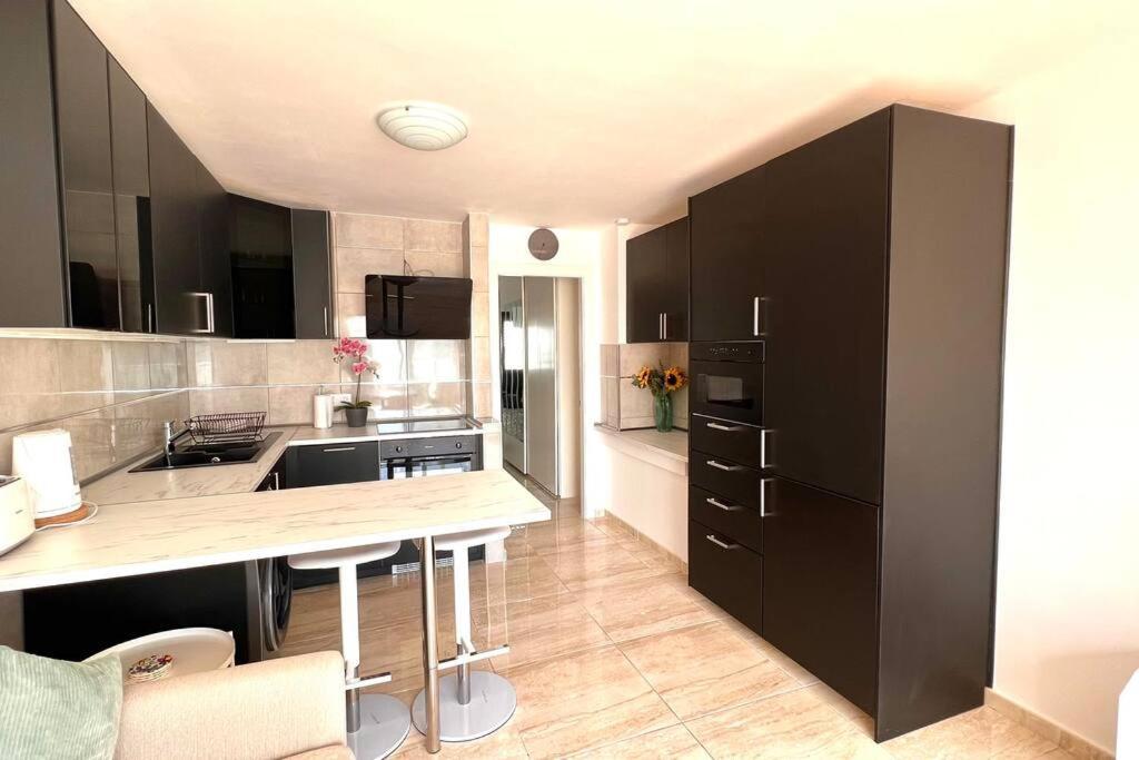 Casa Teddy - Central And Modern One Bedroom Apartment Tías Exteriör bild